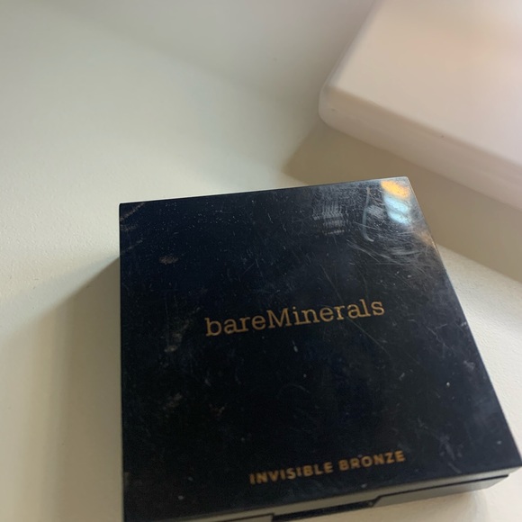 Bronzer - Picture 2 of 2